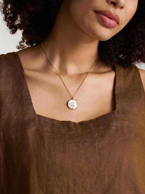Fossil Sutton Gold Necklace JF04840710 Fossil Sutton Gold Necklace JF04840710