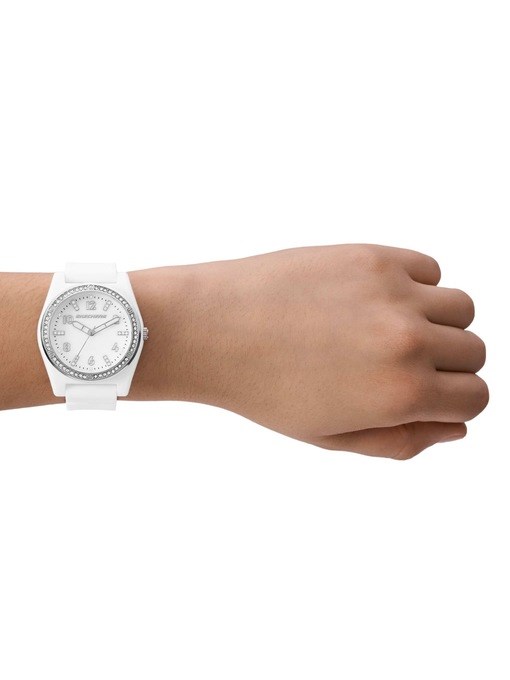 Skechers Evalyn Three Hand White Silicone Watch Skechers Evalyn Three Hand White Silicone Watch