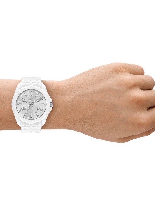 Diesel Stinger Three-Hand White Silicone Watch Diesel Stinger Three-Hand White Silicone Watch