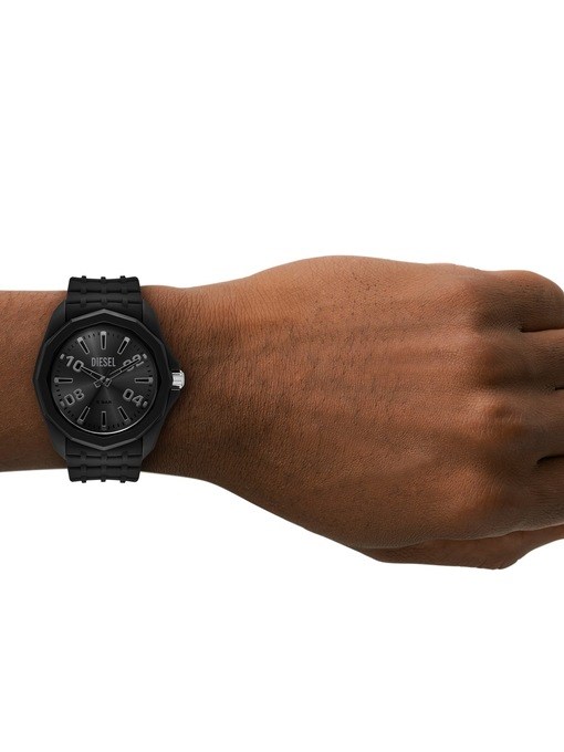Diesel Stinger Three-Hand Black Silicone Watch Diesel Stinger Three-Hand Black Silicone Watch