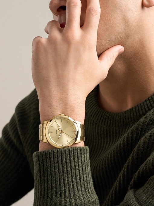 Minimalist Three-Hand Gold-Tone Stainless Steel Watch Minimalist Three-Hand Gold-Tone Stainless Steel Watch
