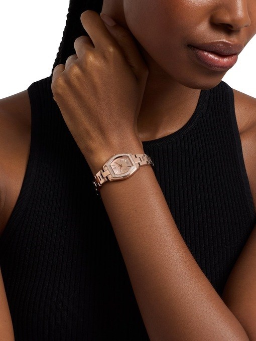 Michael Kors Chelsea Three-Hand Rose Gold-Tone Stainless Steel Watch Michael Kors Chelsea Three-Hand Rose Gold-Tone Stainless Steel Watch